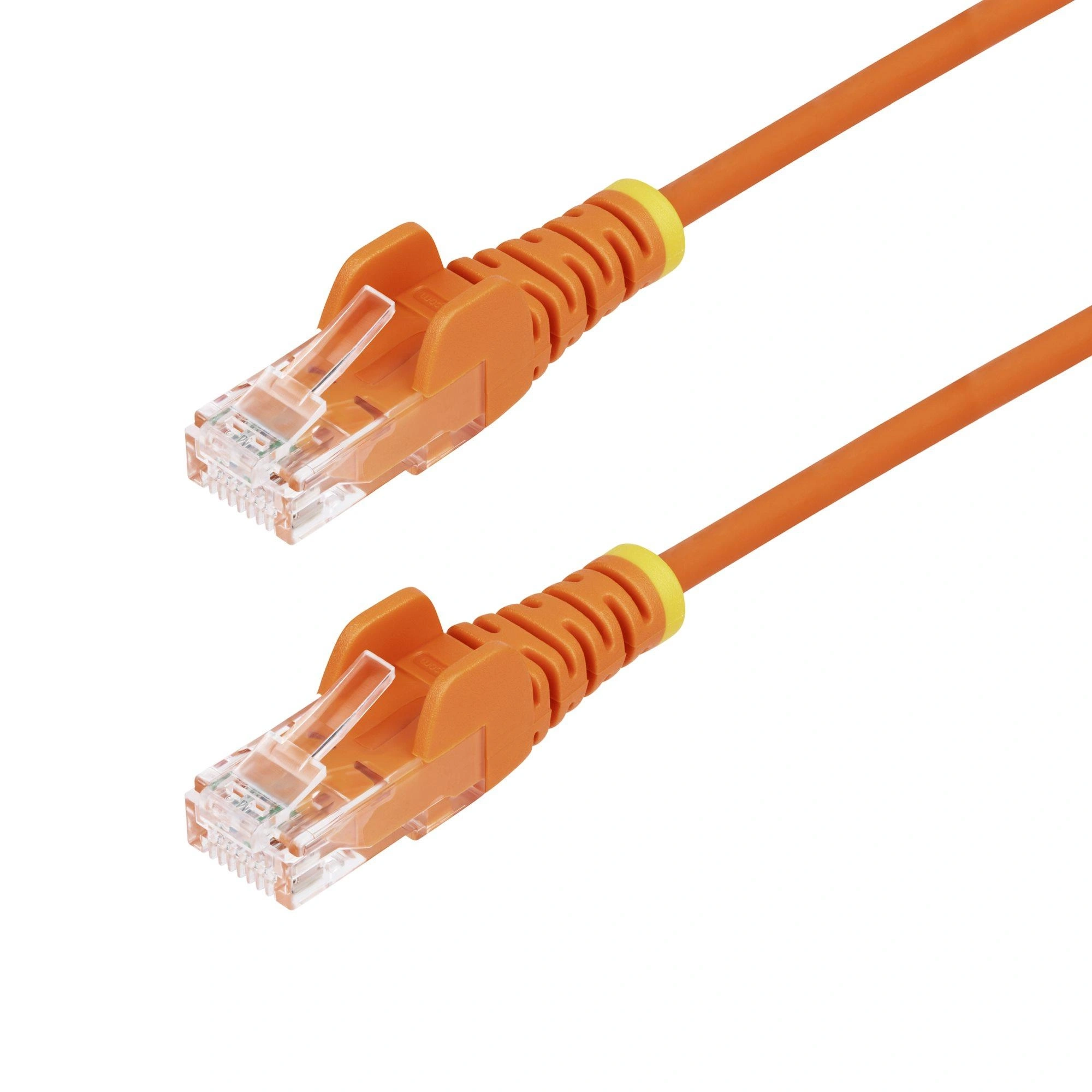 StarTech.com Cable de Red Ethernet CAT6 Delgado sin Enganches Naranja de 2,5m - Cable RJ45 Snagless Slim 28AWG - Alambre de Cobre Puro - PoE 100W