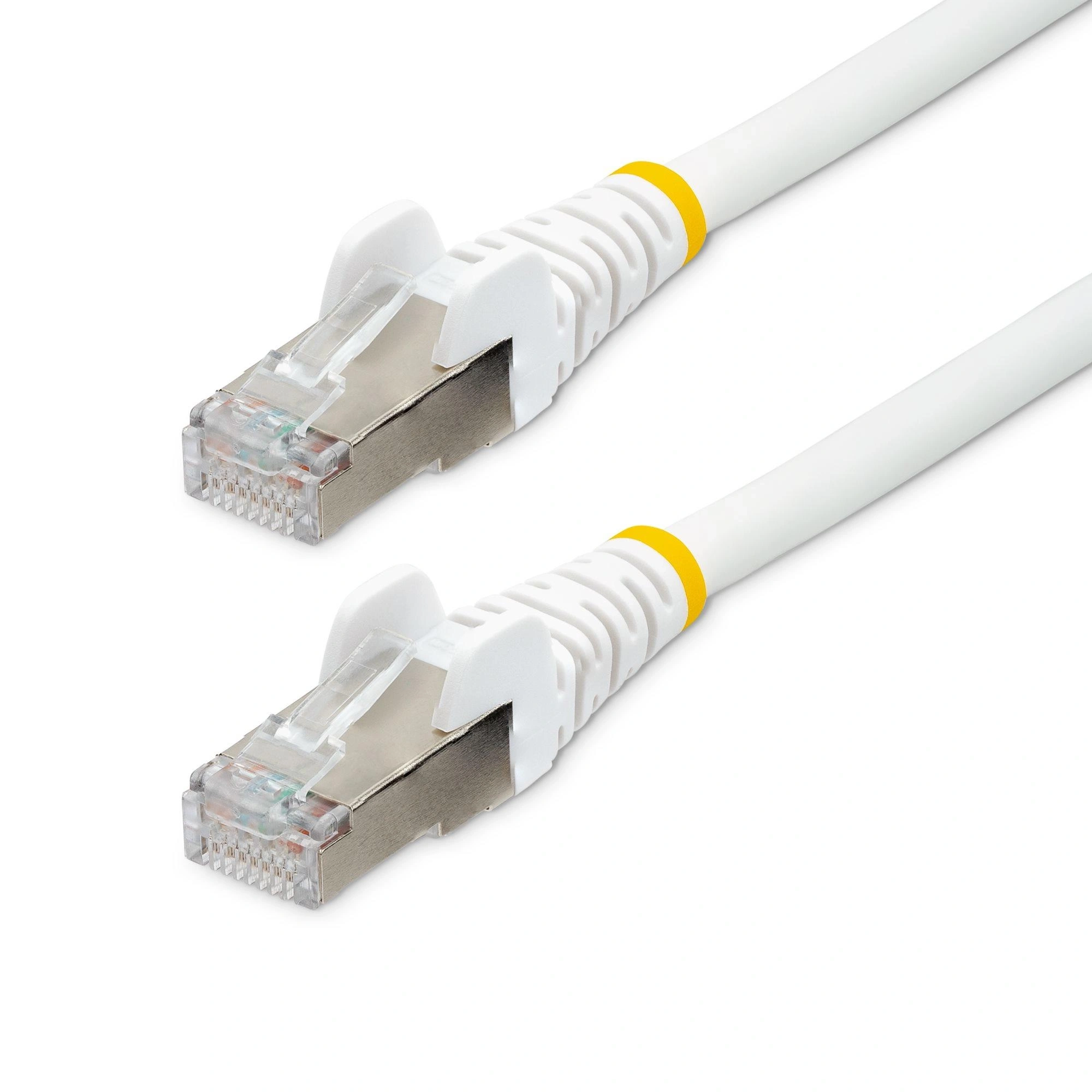 StarTech.com Cable de 7,5m de Red Ethernet CAT6a - Blanco - Low Smoke Zero Halogen (LSZH) - 10GbE - 500MHz - PoE++ de 100W - Snagless sin Pestill